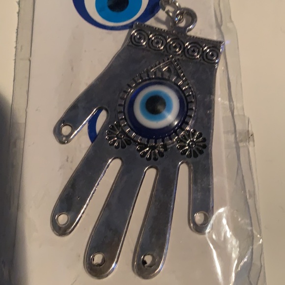 Keychain - Picture 2 of 4